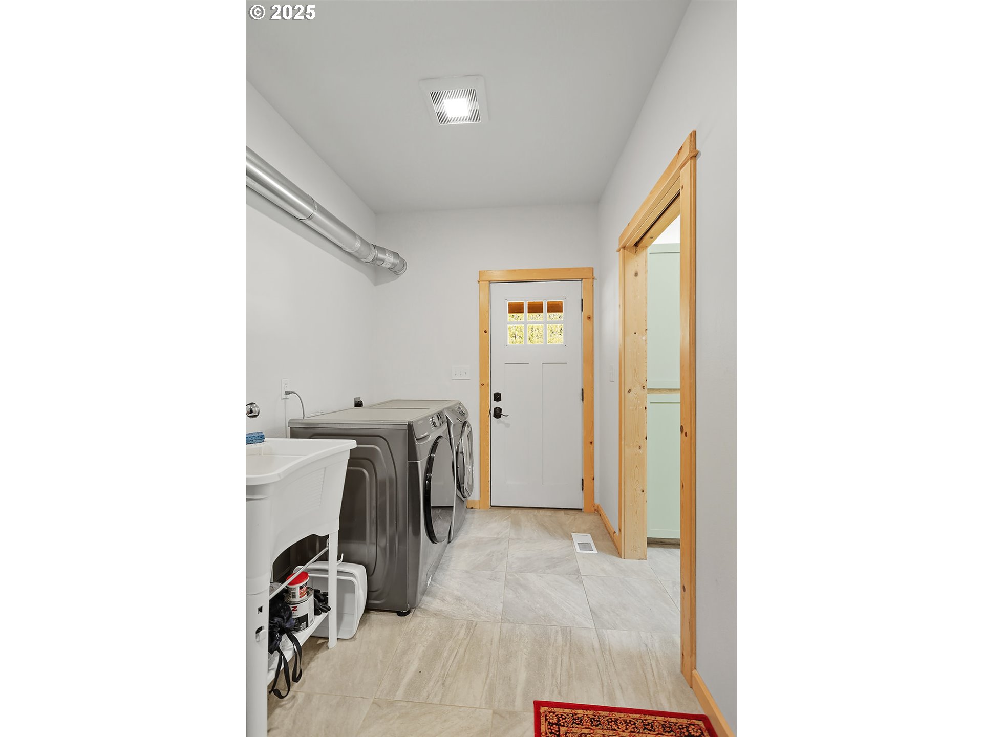 27 Whispering Pines Goldendale, WA 98620 - Photo 11 of 41 a view of a room with storage and utility