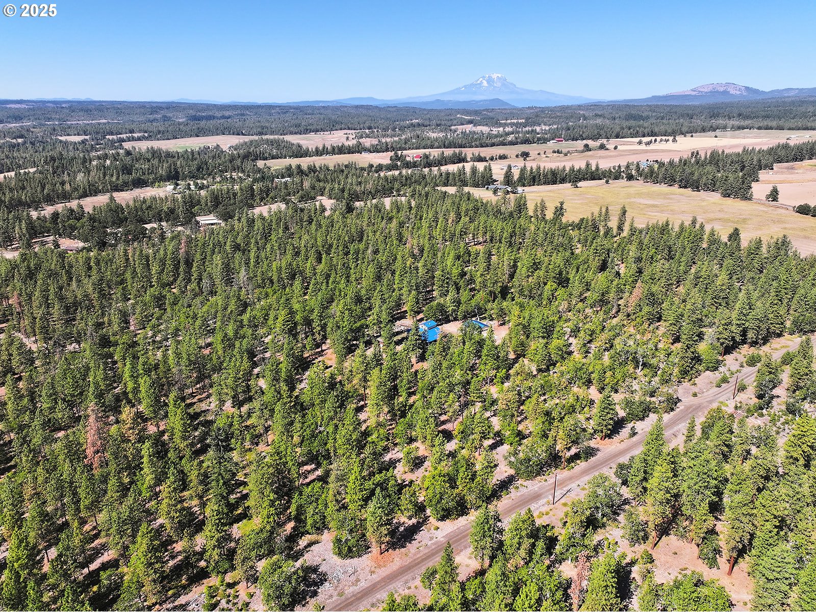 27 Whispering Pines Goldendale, WA 98620 - Photo 40 of 41 a view of a city with ocean view