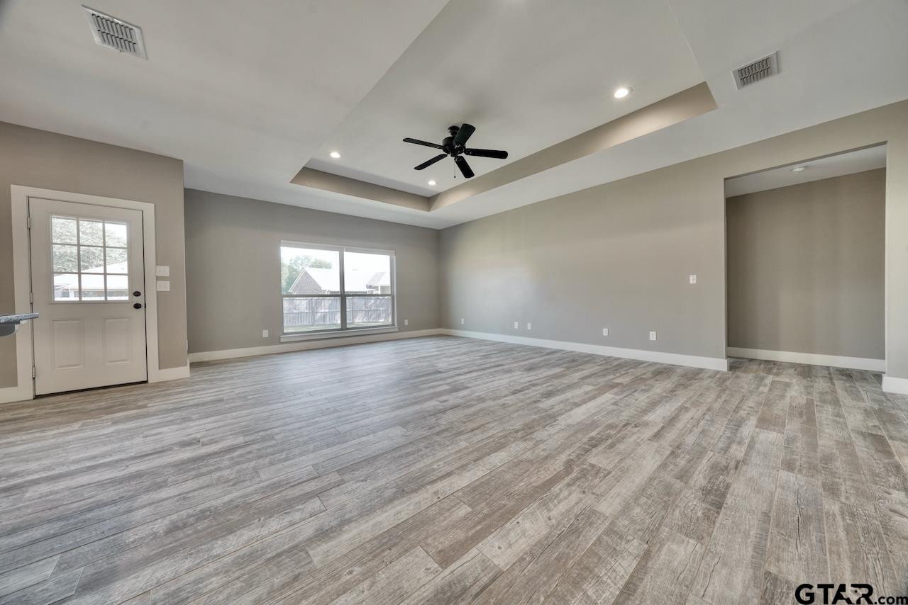 15342 Spring Oaks Drive Lindale, TX 75771 - Photo 6 of 45