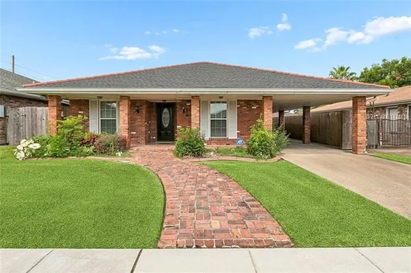 $2,450 | 912 Giuffrias Avenue, Metairie, LA 70001
