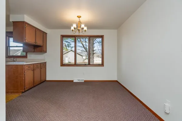 $319,900 | 3026 Evergreen Avenue, Green Bay, WI 54313