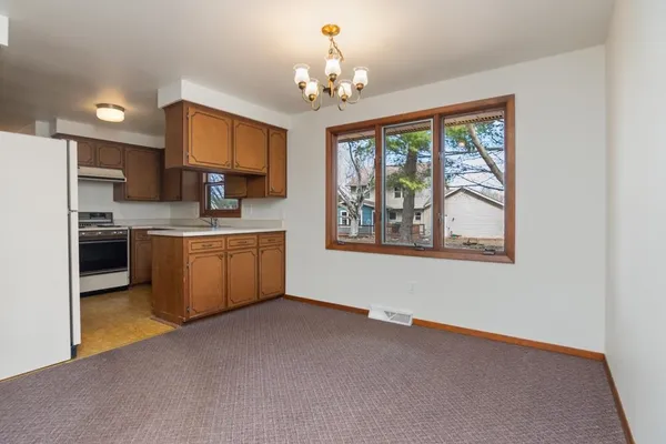 $319,900 | 3026 Evergreen Avenue, Green Bay, WI 54313