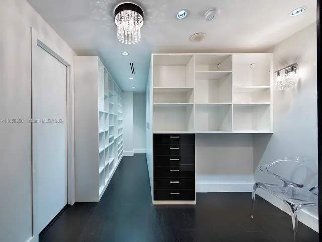 $15,000 | 1455 Ocean Drive, Unit 1204, Miami Beach, FL 33139