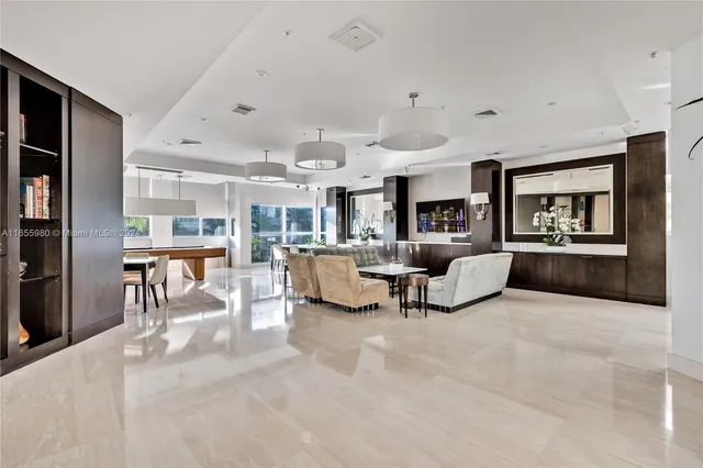 $15,000 | 1455 Ocean Drive, Unit 1204, Miami Beach, FL 33139