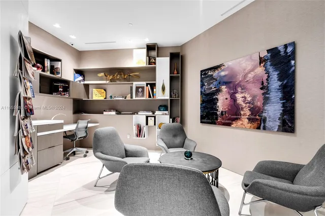 $15,000 | 1455 Ocean Drive, Unit 1204, Miami Beach, FL 33139