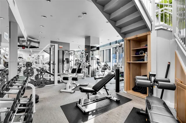 $15,000 | 1455 Ocean Drive, Unit 1204, Miami Beach, FL 33139