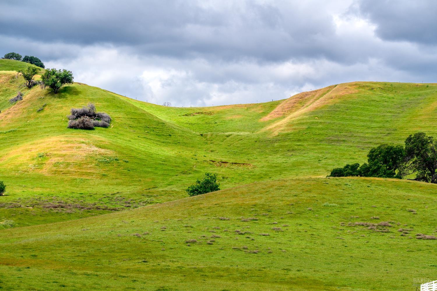 0 Gibson Canyon Road Vacaville, CA 95688 - Photo 11 of 19 a view of an ocean and of a lake view