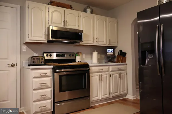 $400,000 | 106 Pit Run Road, Brandywine, WV 26802