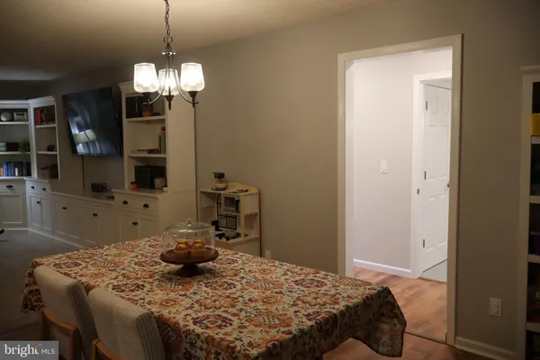 $400,000 | 106 Pit Run Road, Brandywine, WV 26802