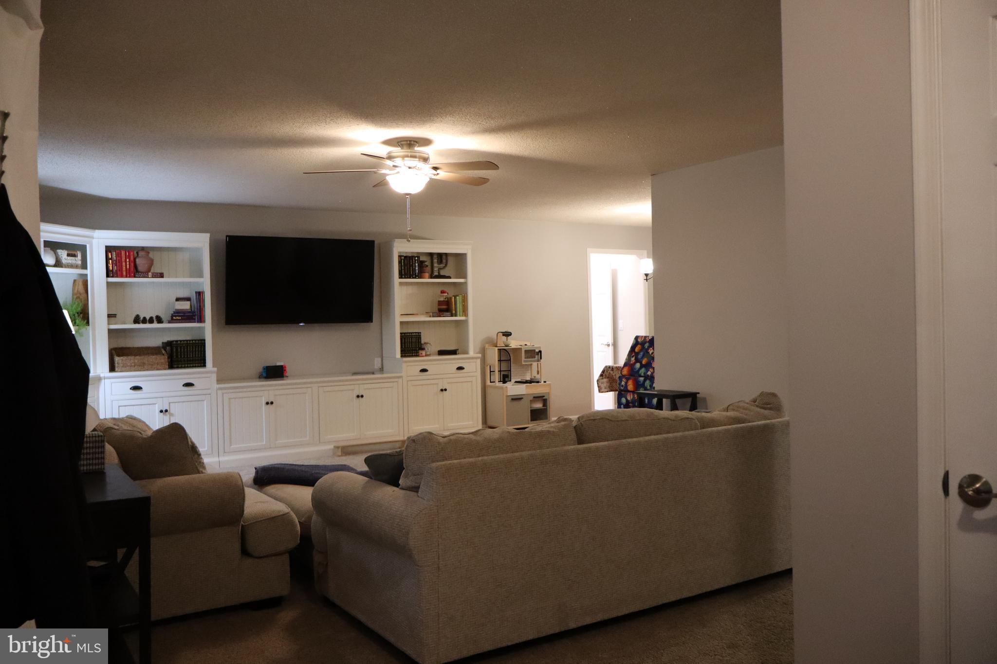 106 Pit Run Road Brandywine, WV 26802 - Photo 4 of 52