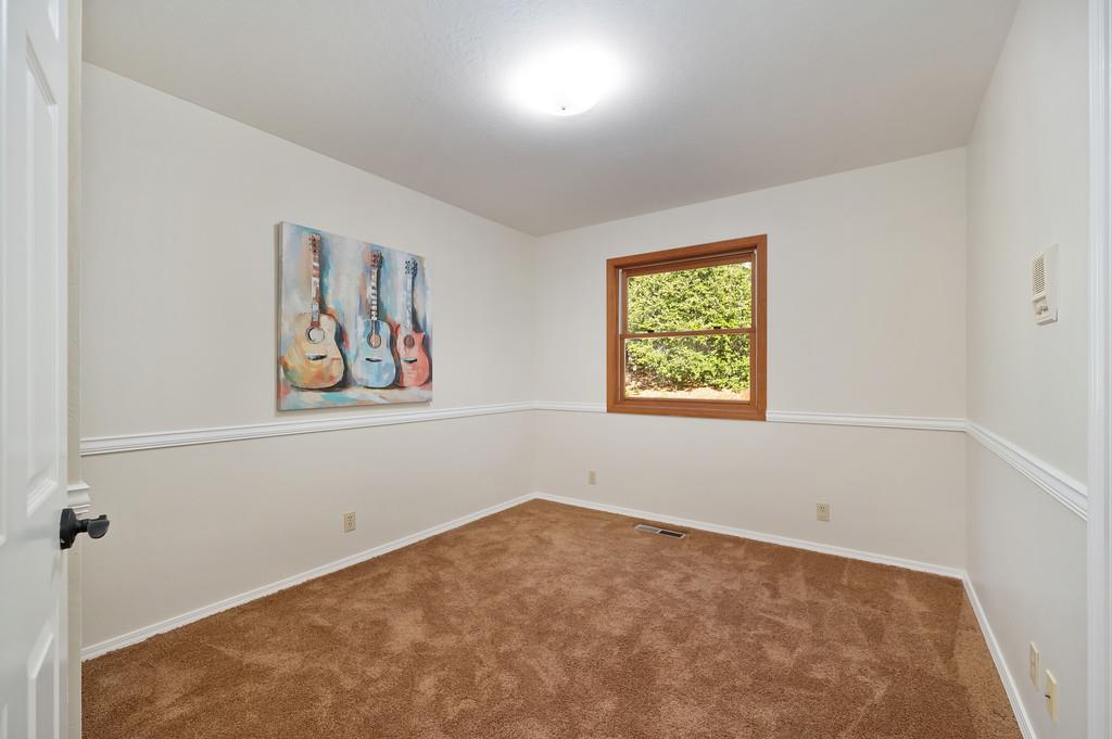 575 Frost Hill Road Alta, CA 95701 - Photo 34 of 82 Bedroom #3 upstair next to bedroom #3 and master bedroom.