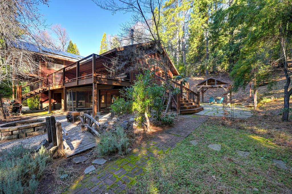 575 Frost Hill Road Alta, CA 95701 - Photo 70 of 82 Right side of home.