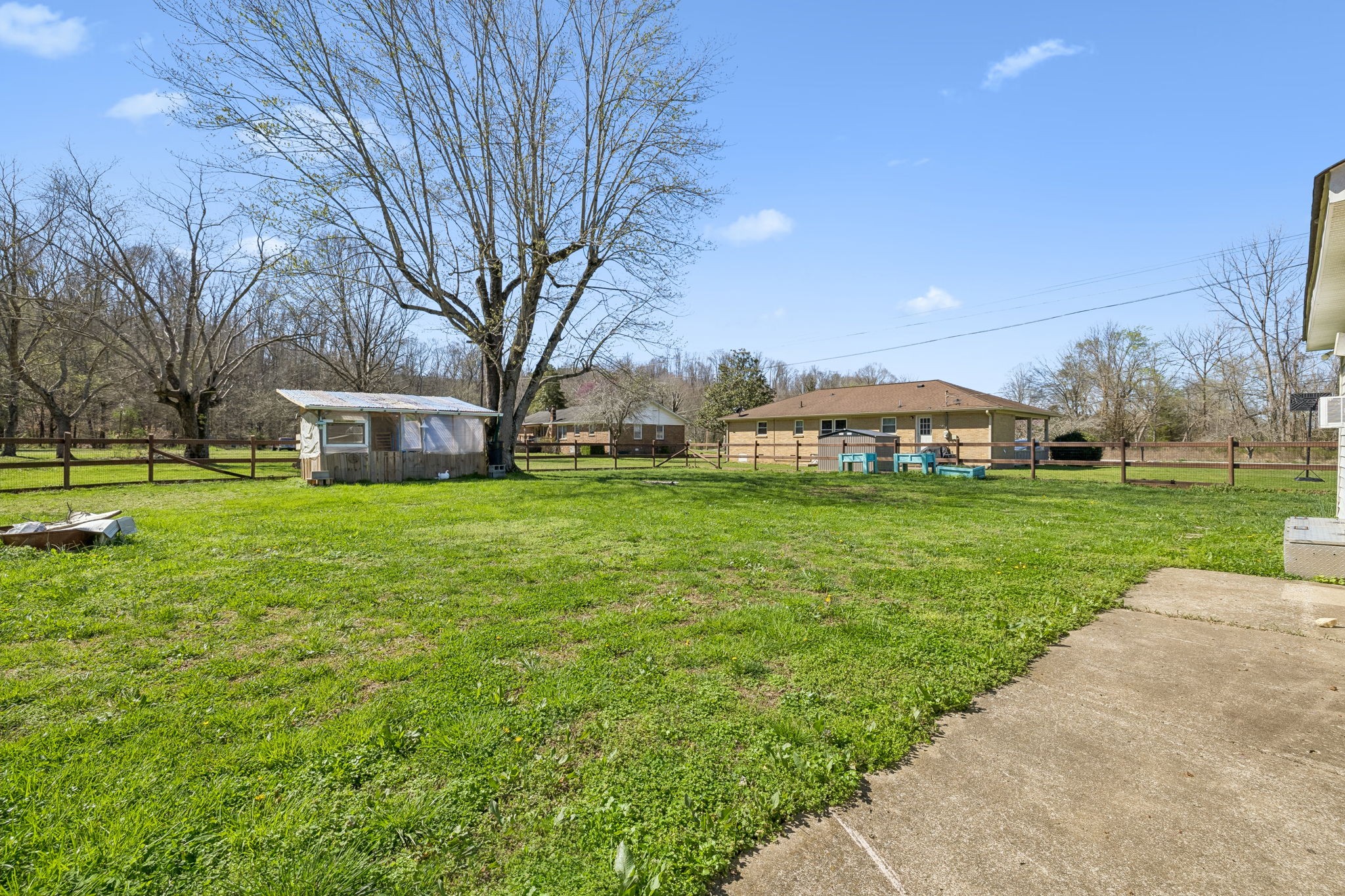 114 Sutton Avenue Waverly, TN 37185 - Photo 18 of 26