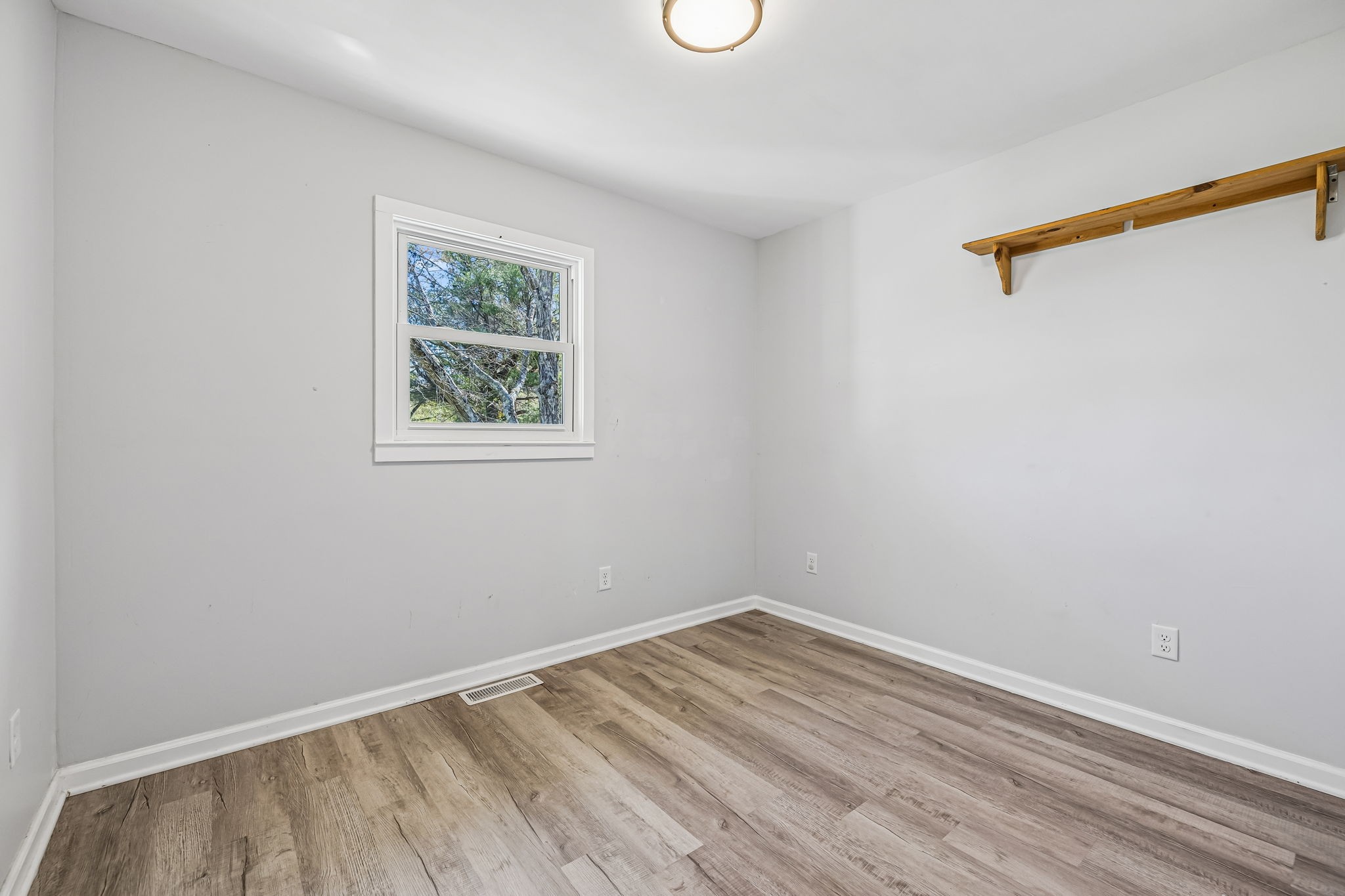 114 Sutton Avenue Waverly, TN 37185 - Photo 8 of 26