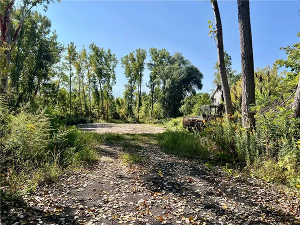 $99,900 | 709 Ogden Parma Town Line Road, Ogden, NY 14559