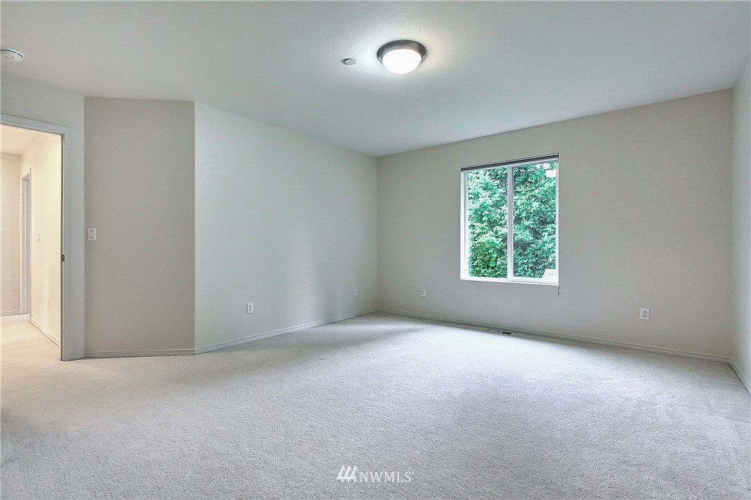 3111 Walker Road DuPont, WA 98327 - Photo 13 of 16