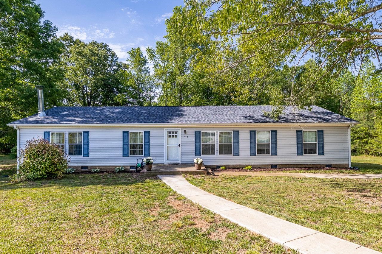 910 W Road Spartanburg, SC 29306 - Photo 1 of 36 Gallery Image 1