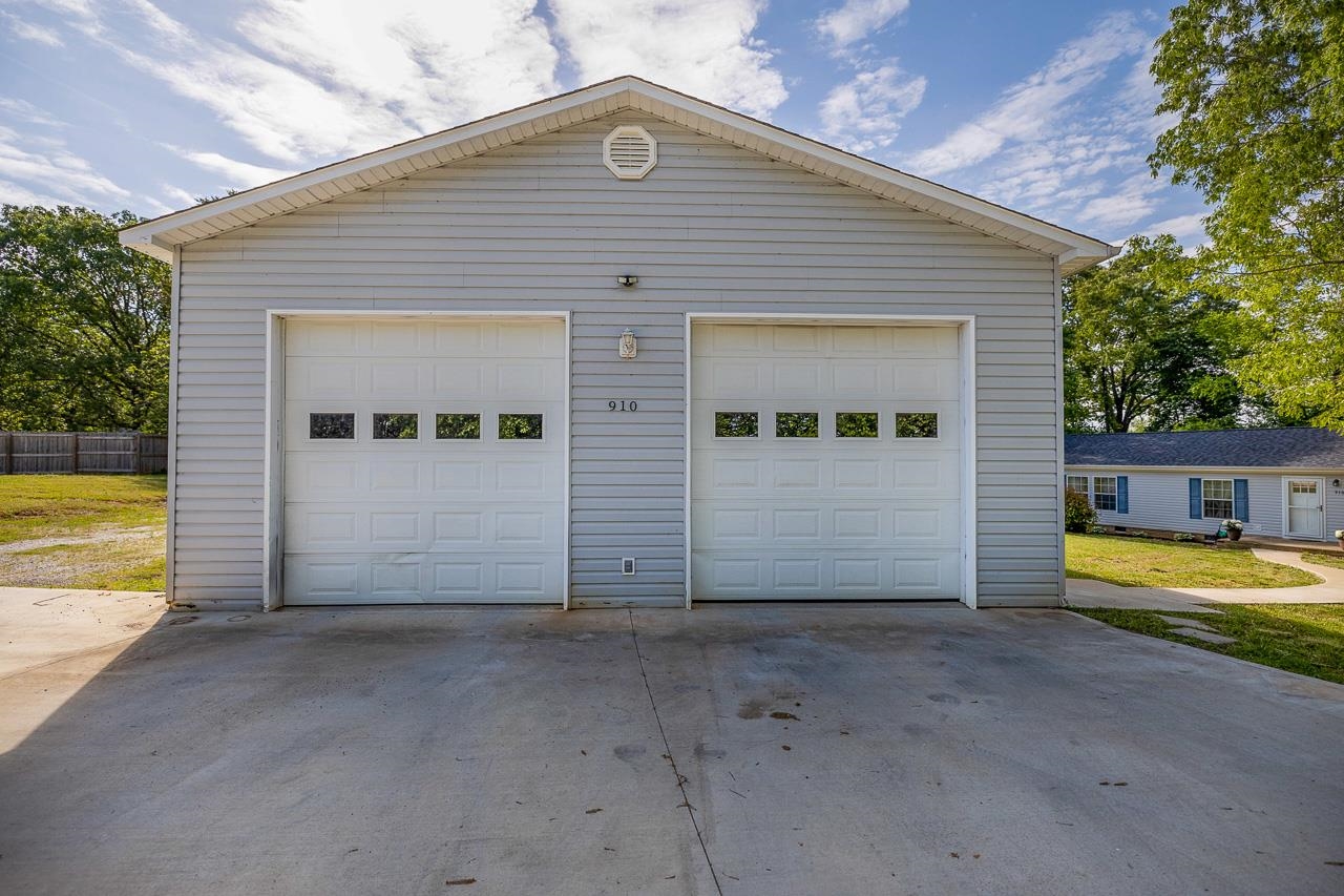 910 W Road Spartanburg, SC 29306 - Photo 33 of 36 Gallery Image 33
