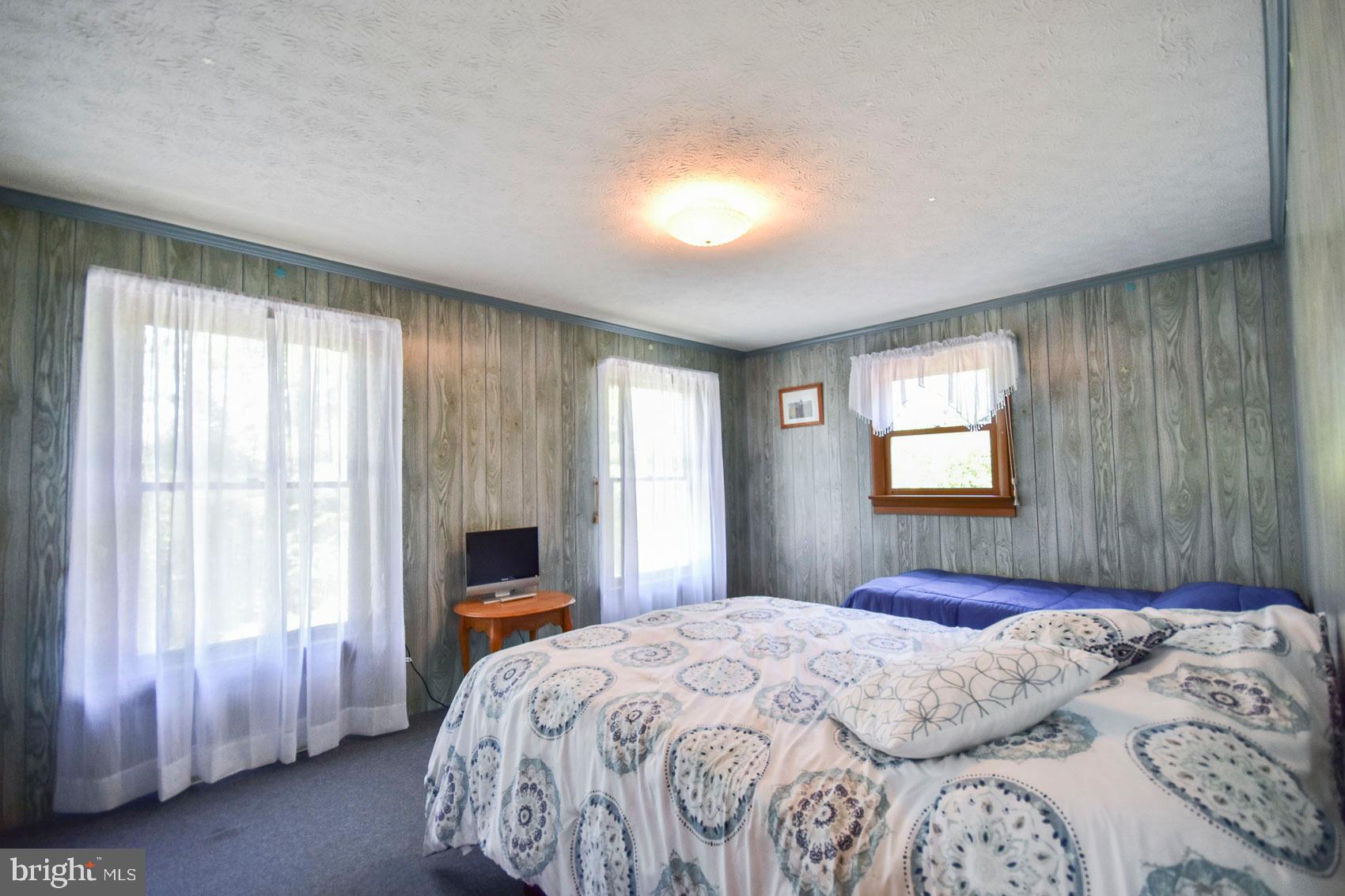 257 Cold Run Valley Road Berkeley Springs, WV 25411 - Photo 22 of 60 Bedroom
