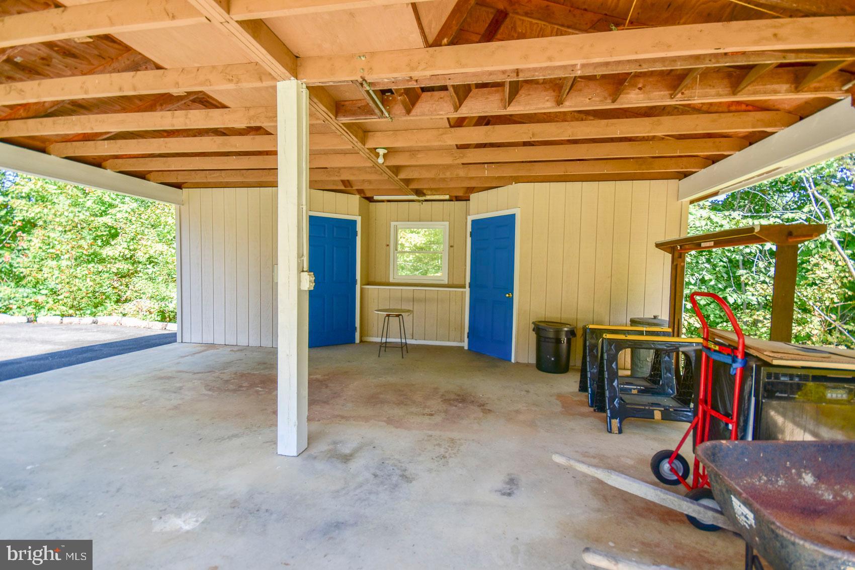 257 Cold Run Valley Road Berkeley Springs, WV 25411 - Photo 5 of 60 Carport