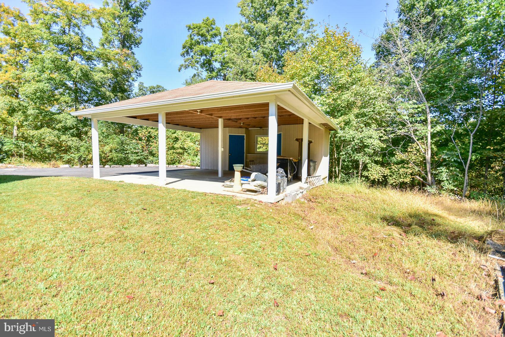 257 Cold Run Valley Road Berkeley Springs, WV 25411 - Photo 6 of 60 Carport