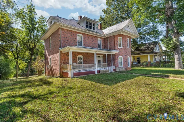 $155,000 | 107 West End Boulevard, Emporia, VA 23847