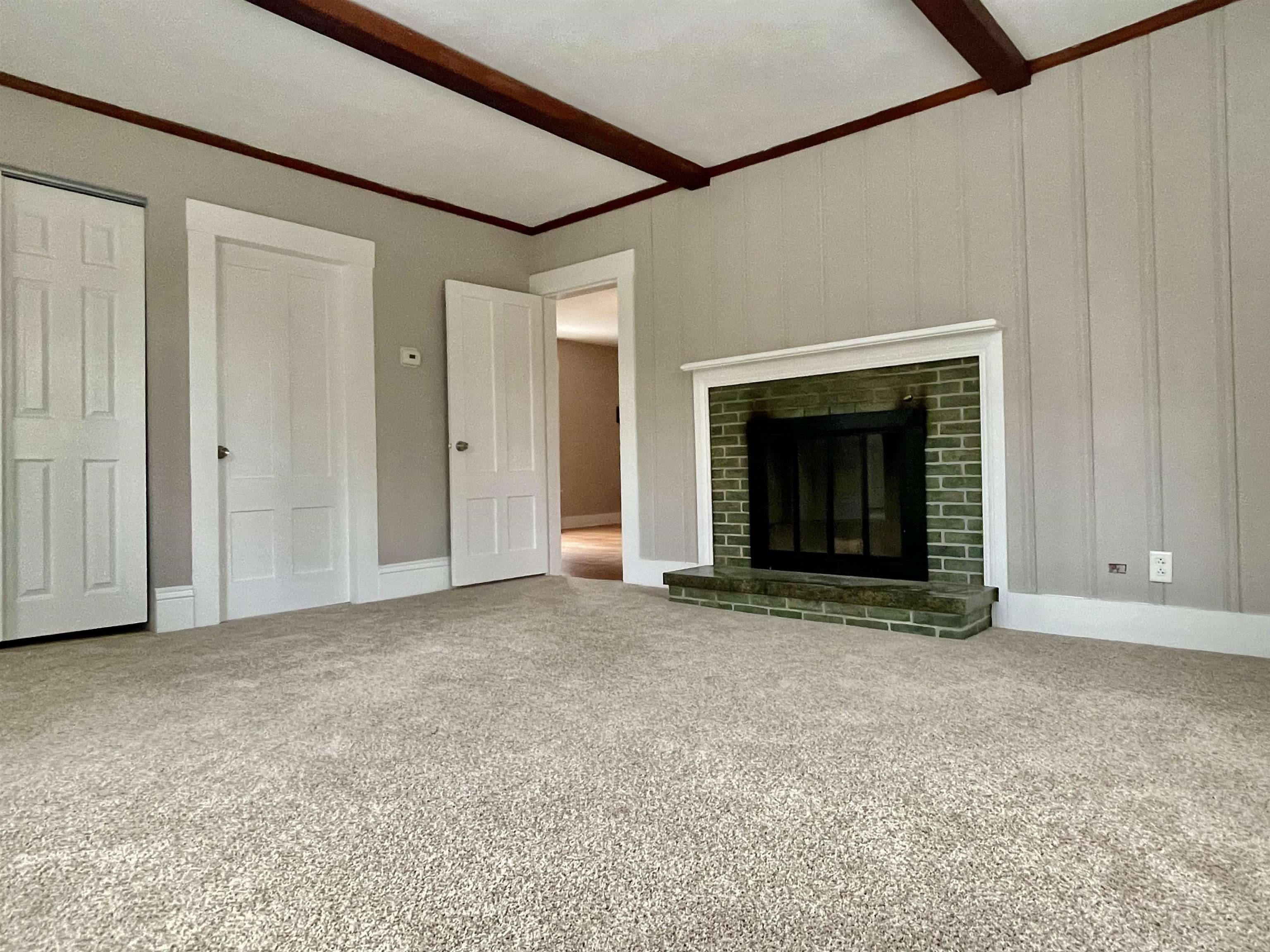 207 Deerfield Road Allenstown, NH 03275 - Photo 8 of 35