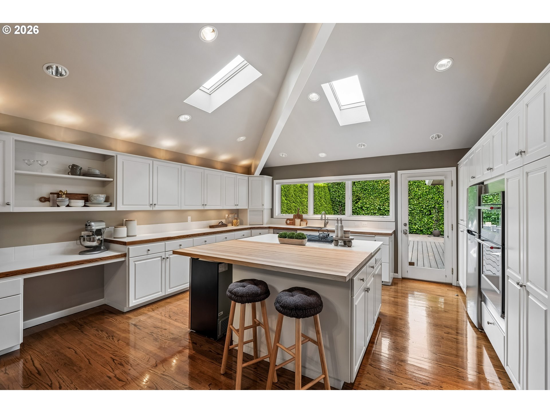 7883 Southwest Linden Road Portland, OR 97225 - Photo 13 of 45