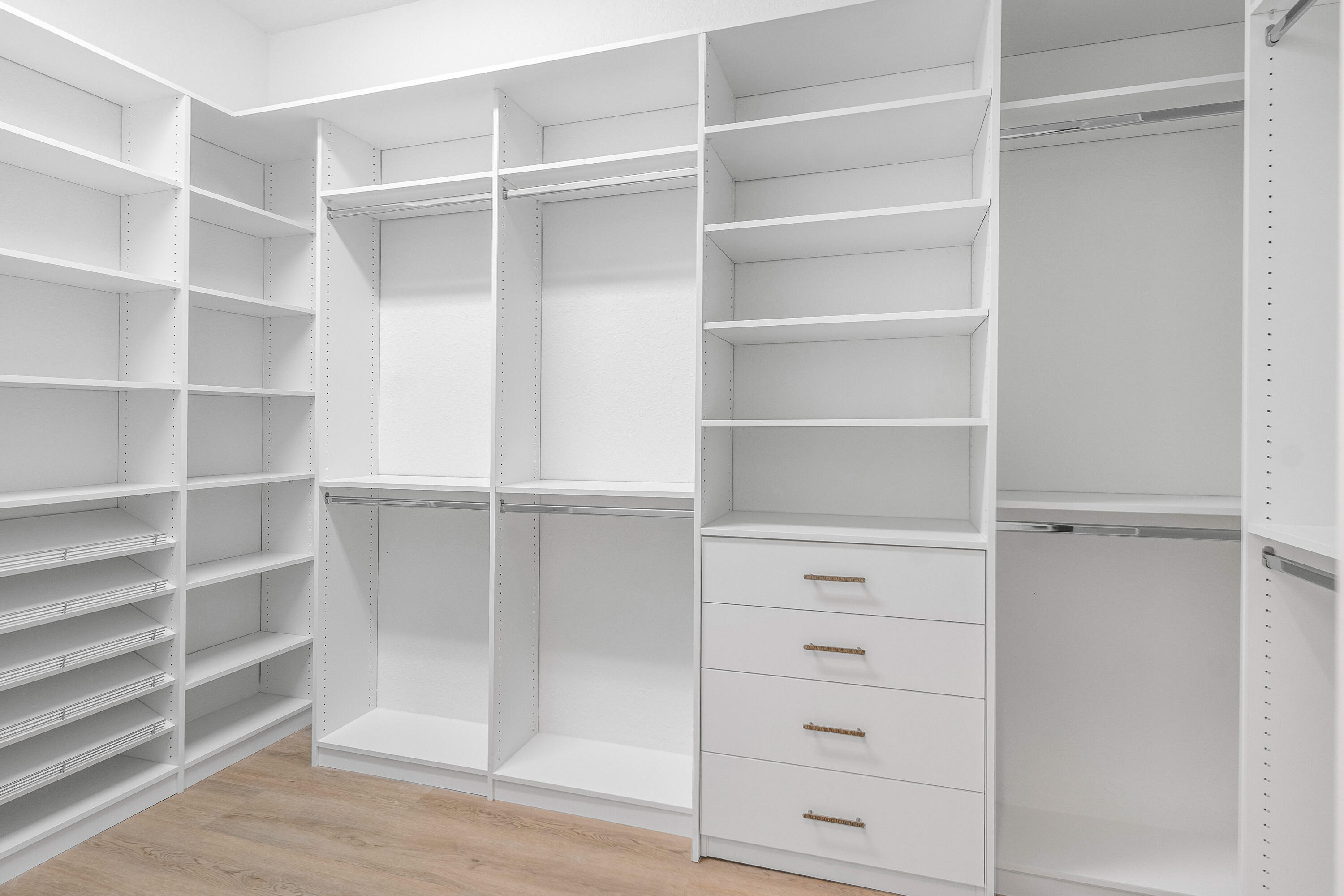 8749 Lewis River Road Delray Beach, FL 33446 - Photo 23 of 32 a view of an empty walk in closet
