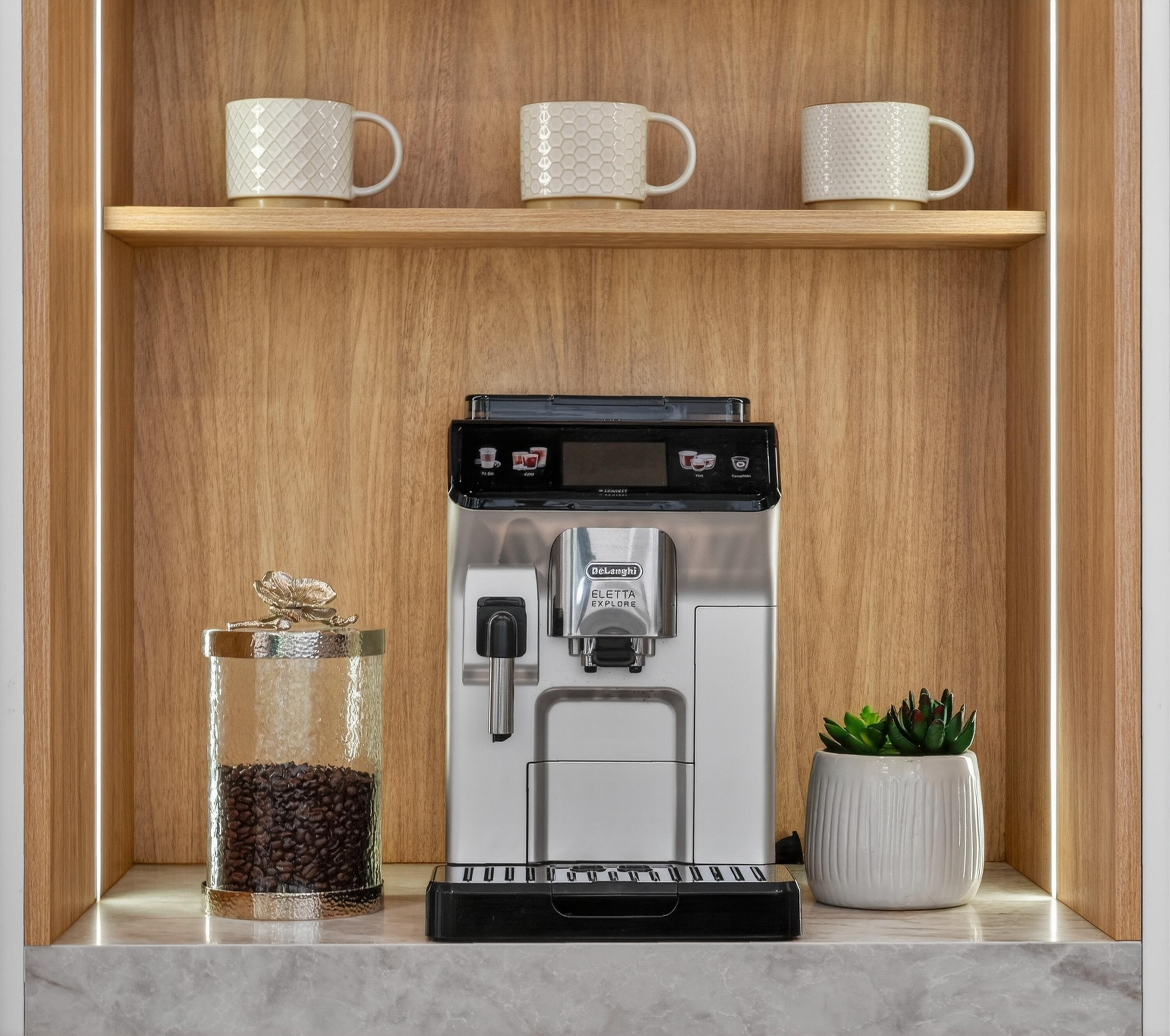 8749 Lewis River Road Delray Beach, FL 33446 - Photo 10 of 32 a living room with furniture and floor