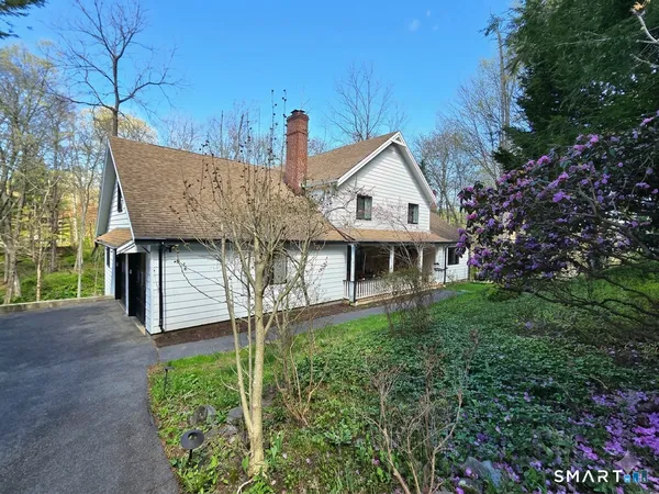 $949,000 | 299 Redding Road, Redding, CT 06896
