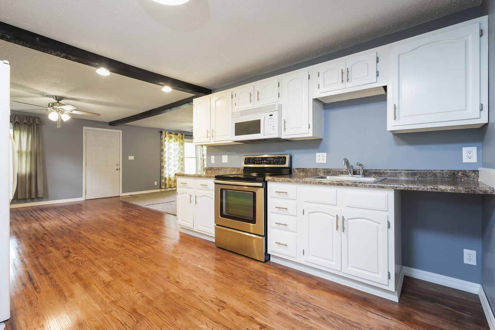 5347 Highway 45 Chebanse, IL 60922 - Photo 8 of 16