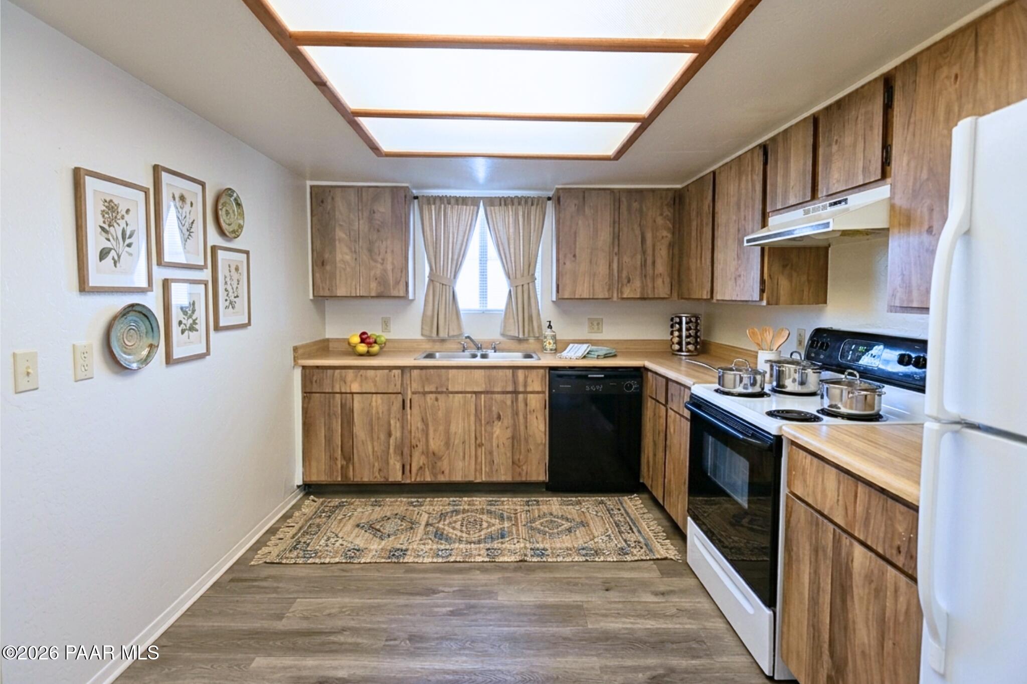 3170 North Tani Road, Unit 7 Prescott Valley, AZ 86314 - Photo 3 of 6 3