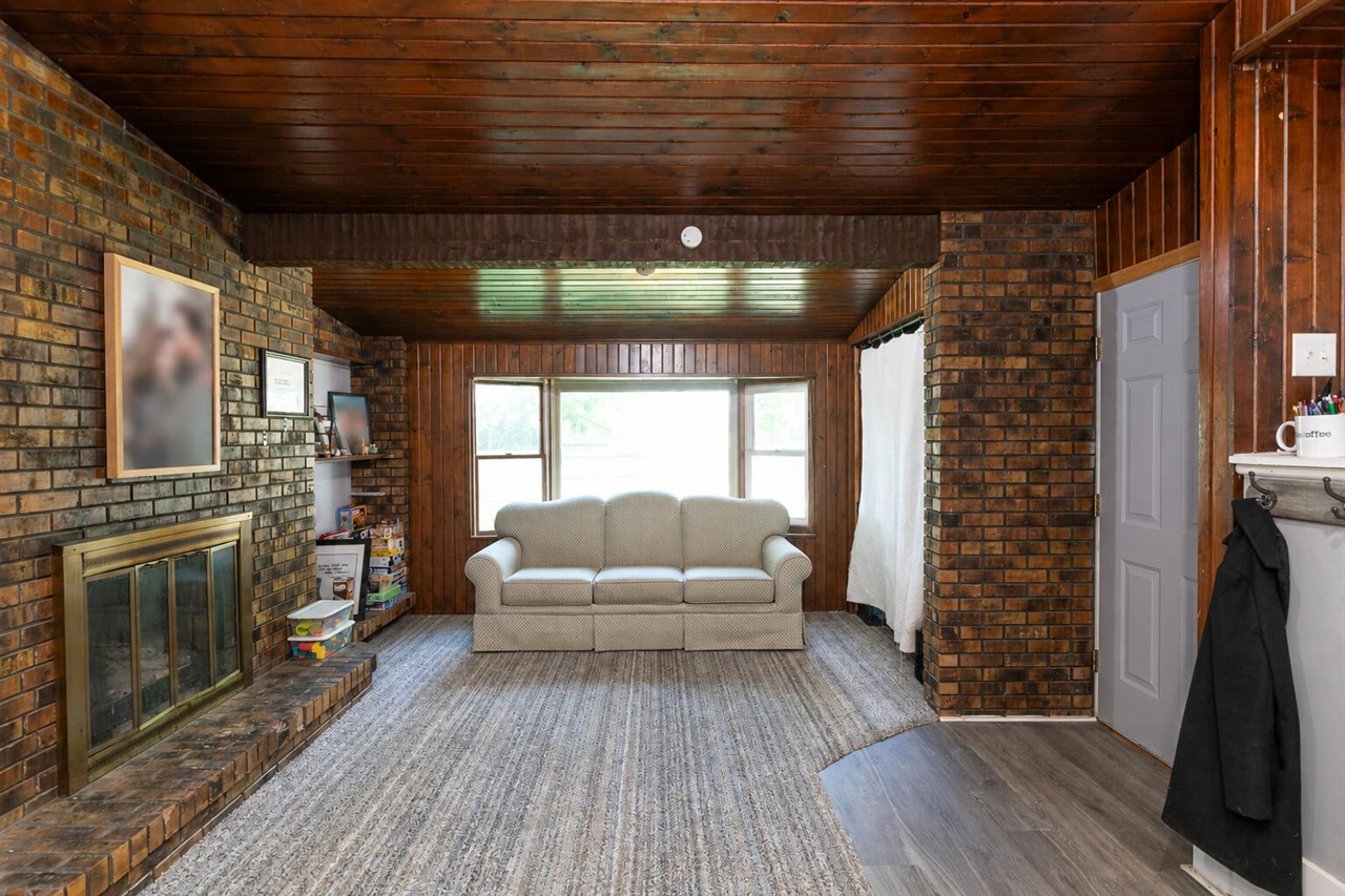 518 Walnut Street Three Rivers, MI 49093 - Photo 13 of 46