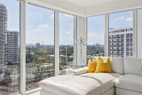 $14,000 | 10275 Collins Avenue, Unit 1110, Bal Harbour, FL 33154