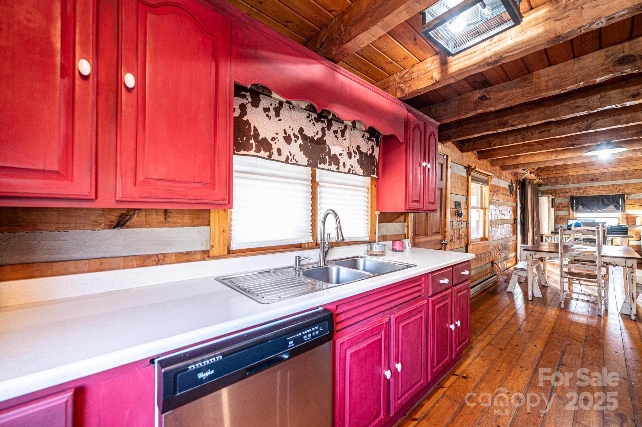 5035 Miller Mill Road Hickory, NC 28602 - Photo 18 of 39 Gallery Image 18