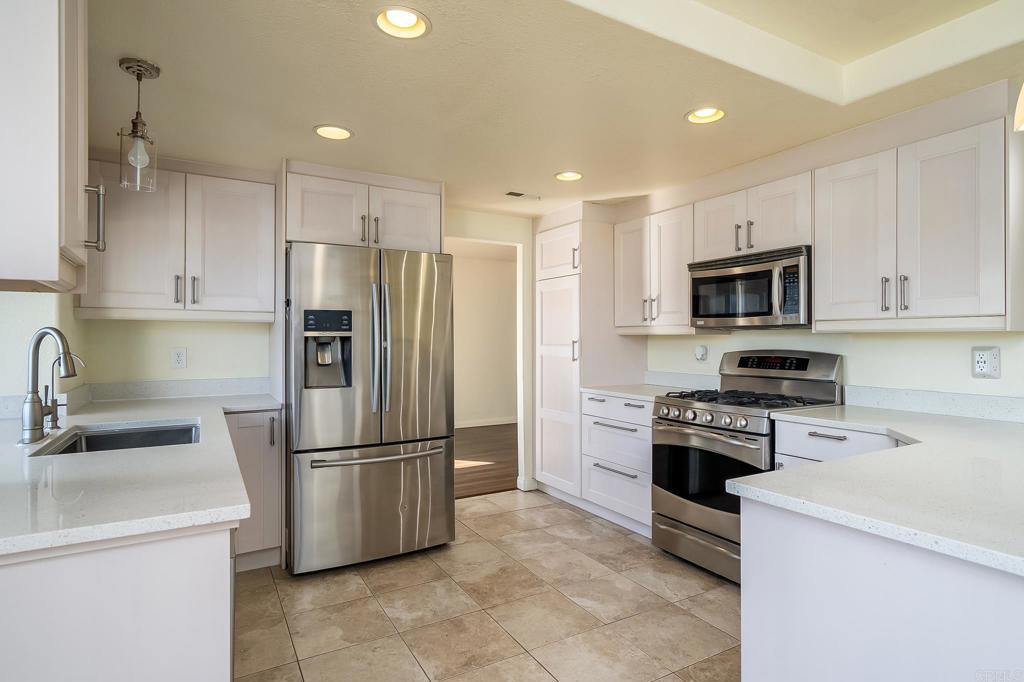 10137 Greenleaf Road Spring Valley, CA 91977 - Photo 11 of 61