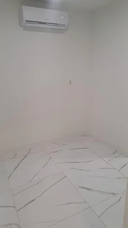 $1,000 | 1405 West Rambla Street, Tampa, FL 33612