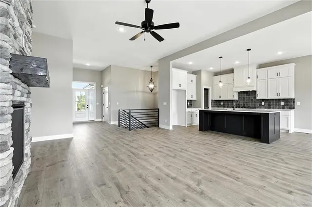 $614,000 | 2101 Crooked Crk Drive, Kearney, MO 64060