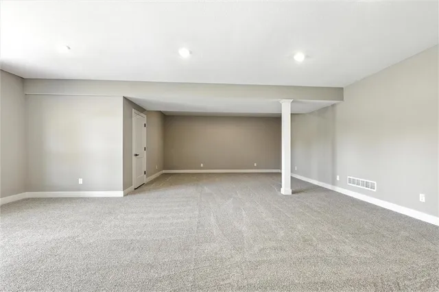 $614,000 | 2101 Crooked Crk Drive, Kearney, MO 64060