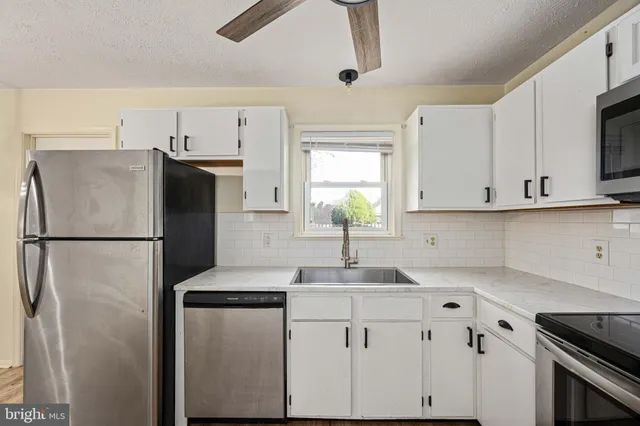 $455,000 | 26 Jackson Avenue, Winchester, VA 22601