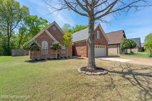 $300,000 | 3129 Amanda Belle, Southaven, MS 38672