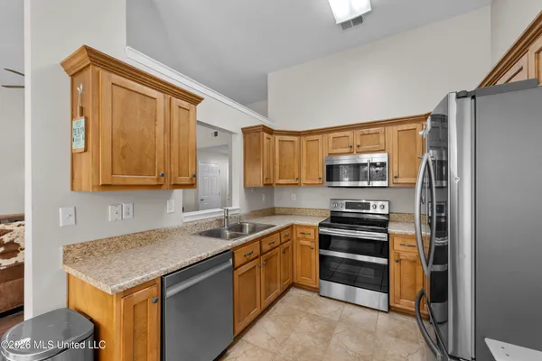 $300,000 | 3129 Amanda Belle, Southaven, MS 38672