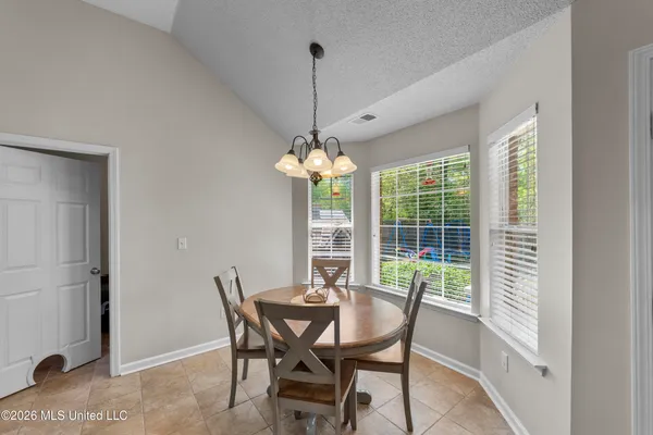 $300,000 | 3129 Amanda Belle, Southaven, MS 38672