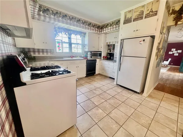 $155,000 | 1015 North 2nd Street, Independence, KS 67301