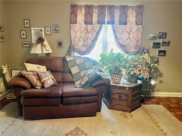 $155,000 | 1015 North 2nd Street, Independence, KS 67301