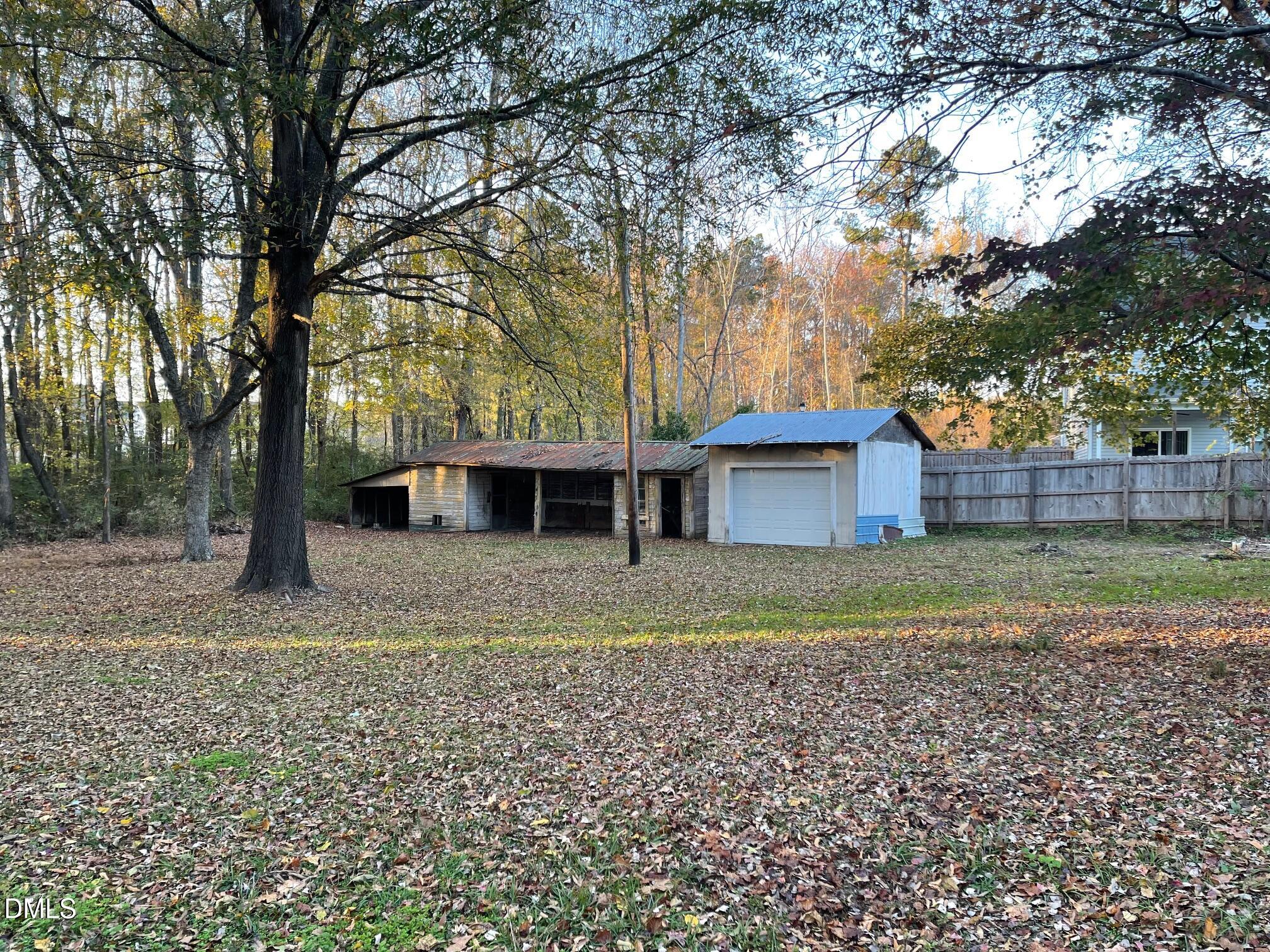 409 Lipscomb Road Angier, NC 27501 - Photo 7 of 29 IMG_5374