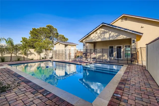 $3,500,000 | 4099 West Silverado Ranch Boulevard, Las Vegas, NV 89141