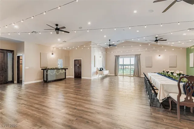 $3,500,000 | 4099 West Silverado Ranch Boulevard, Las Vegas, NV 89141