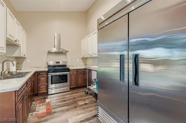 $3,500,000 | 4099 West Silverado Ranch Boulevard, Las Vegas, NV 89141